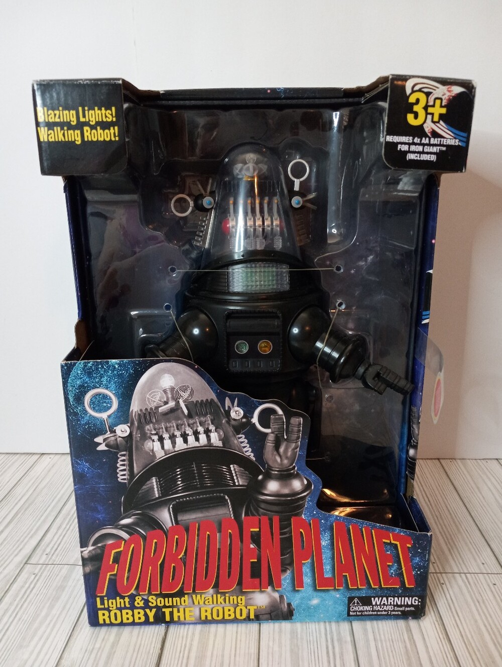 Forbidden Planet Robby the Robot Light & Sound Walking Large Figure
